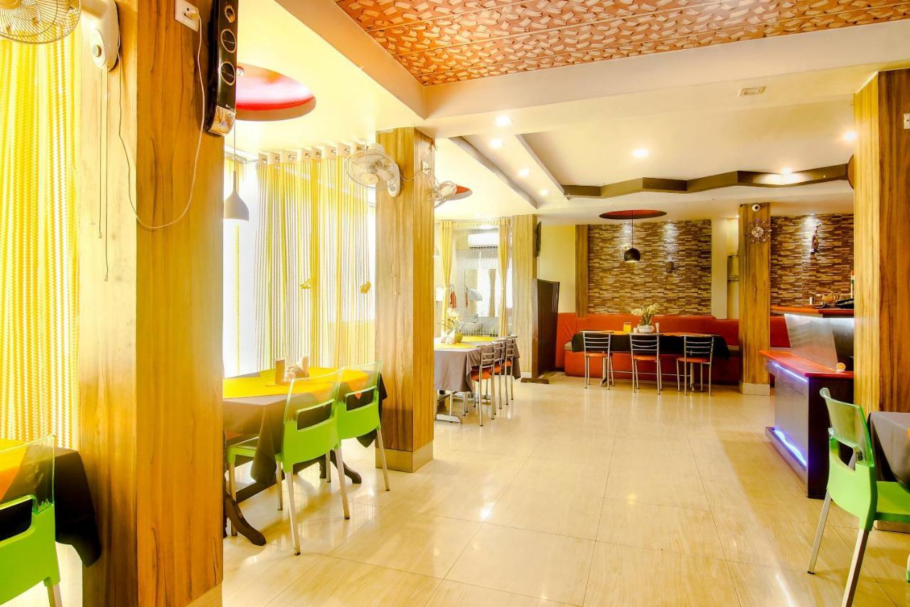 Oyo Dayal Residency Tezpur Luaran gambar