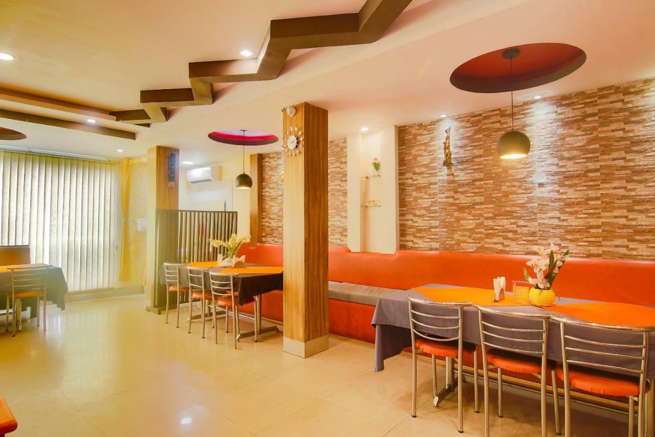 Oyo Dayal Residency Tezpur Luaran gambar