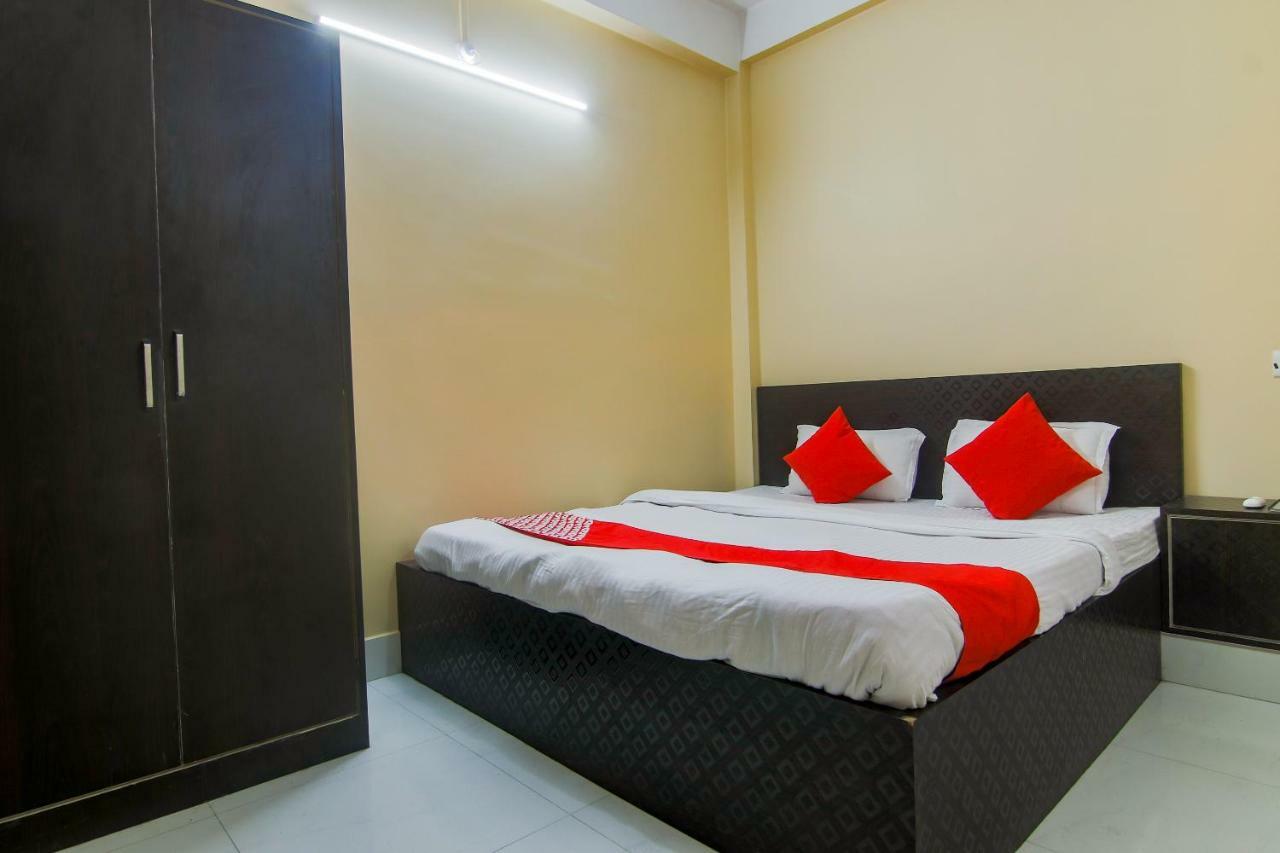 Oyo Dayal Residency Tezpur Luaran gambar